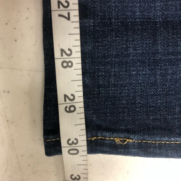 NWT Levi's Women's 721 High-Rise Skinny Jeans 27 x 30 Hypersoft - Picture 6 of 6